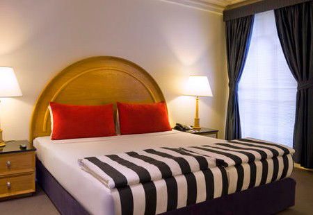Vibe Savoy Hotel Melbourne - Accommodation Melbourne 4