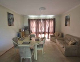 Ballymena Holiday Units - Accommodation Melbourne 2