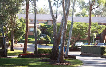 Comfort Inn & Suites Robertson Gardens - Accommodation Melbourne 0