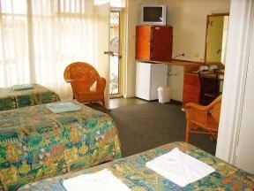 Pelican At Lakes Motel - Melbourne 4u 3