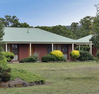 Summerfield Studio Apartments - Accommodation Melbourne