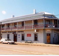 Grand Junction Hotel - Accommodation Melbourne