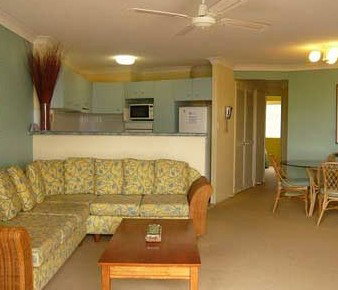 Kirra Palms Holiday Apartments - Accommodation Melbourne 2
