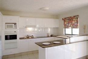 Pacific Place Apartments - Accommodation Melbourne 4