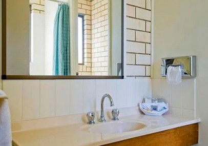 Econo Lodge Fraser Gateway - Accommodation Melbourne 3