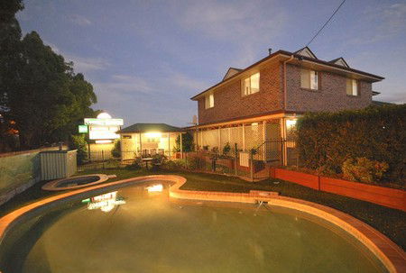 Country Gardens Motor Inn - Accommodation Melbourne 4