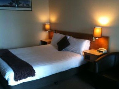 Golden West Motor Inn - Accommodation Melbourne 2