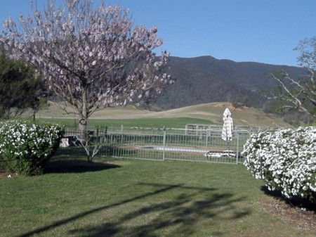 Araluen NSW Melbourne 4u
