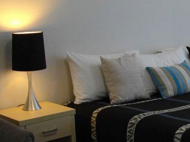 The Brighton: Lake Macquarie - Melbourne 4u 3