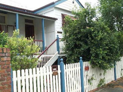 West End QLD Accommodation Melbourne