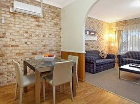 Highlander Motor Inn And Apartments - Accommodation Melbourne 3