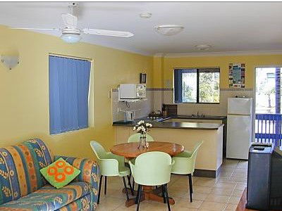 Leilani Serviced Apartments - Melbourne 4u 2