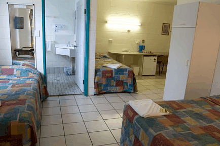 Barrier Reef Motel - Accommodation Melbourne 1