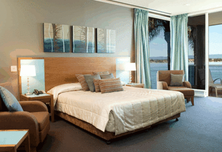 Main Beach QLD Accommodation Melbourne