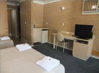Country Comfort Cowra Countryman Motor Inn - Accommodation Melbourne 4