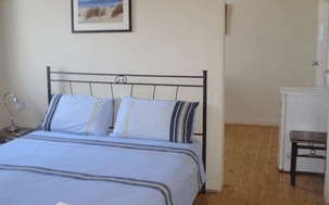 Pier Hotel - Accommodation Melbourne 1