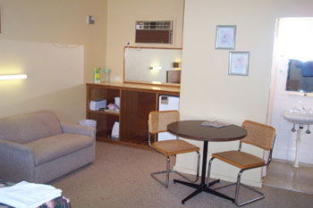 Belvedere Motel - Accommodation Melbourne 4