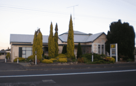 Le Cavalier Court Motel - Melbourne 4u 1