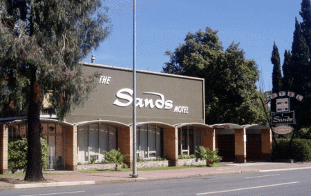 The Sands Motel - Accommodation Melbourne