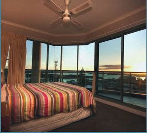 Sails Apartments - Accommodation Melbourne 8