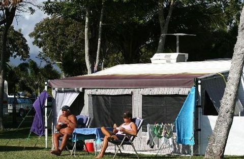BIG4 Rollingstone Beach Caravan Resort - Accommodation Melbourne 3