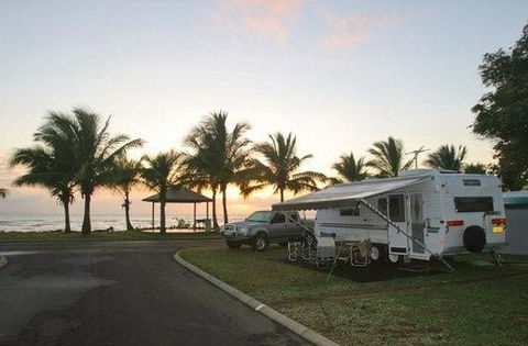 BIG4 Rollingstone Beach Caravan Resort - Accommodation Melbourne 5