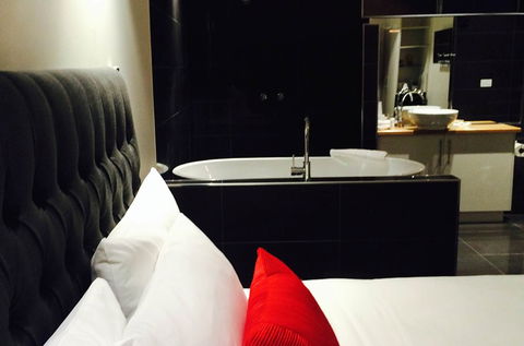 Tower Motel - Melbourne 4u 4