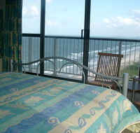 Golden Sands Holiday Apartments - Accommodation Melbourne