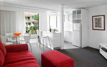 Hotel Laguna - Accommodation Melbourne 5