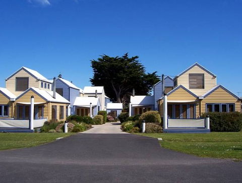 Rayville Boat Houses - Accommodation Melbourne 1