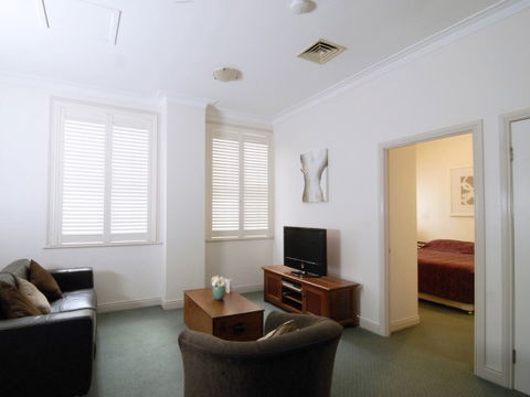 Rothbury On Ann Heritage Apartment Hotel - Accommodation Melbourne 3