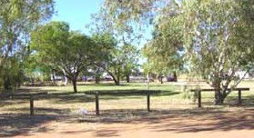 Threeways Roadhouse Tourist Park - Melbourne 4u 2