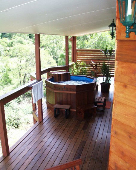 Ravensbourne QLD Accommodation Melbourne