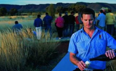 Kings Canyon Resort - Melbourne 4u 4