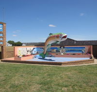 The Big Trout Motor Inn - Accommodation Melbourne