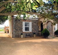 Waverley Estate - Accommodation Melbourne