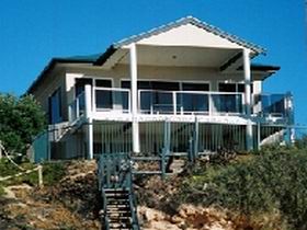 Top Deck Cliff House - Accommodation Melbourne 0