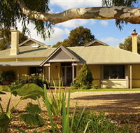 Whistler Farm - Accommodation Melbourne