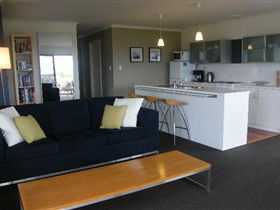 Coorong Waterfront Retreat - Accommodation Melbourne 0