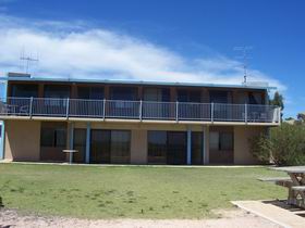 Moonta Bay Beach Villas - Accommodation Melbourne 0