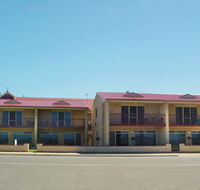 Tumby Bay Hotel Seafront Apartments - Accommodation Melbourne