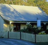 Country Pleasures Bed and Breakfast - Accommodation Melbourne