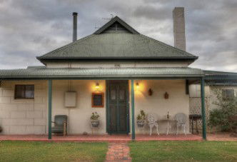 Dunalan Cottage - Accommodation Melbourne 1