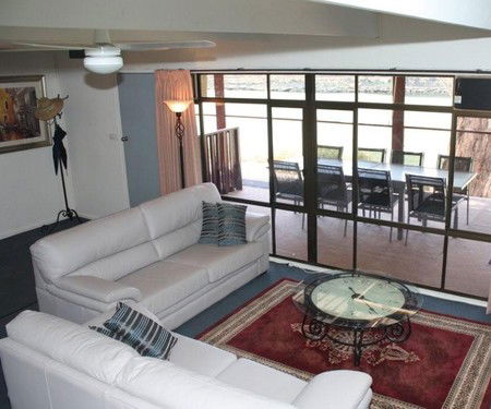 River Shack Rentals - The River Classic - Accommodation Melbourne 1