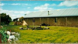Mt Dutton Bay Woolshed Hostel - Melbourne 4u 2