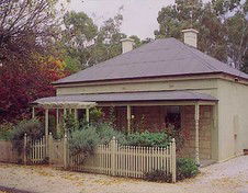 Miriams Cottage - Accommodation Melbourne 0