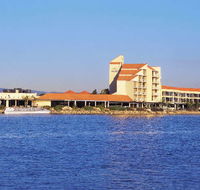The Lakes Resort Hotel - Accommodation Melbourne