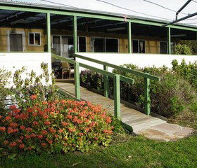 The Folly Holiday Home - Accommodation Melbourne 0