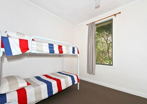 Sea Sand And Scrub Holiday House - Accommodation Melbourne 1