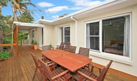 Sea Sand And Scrub Holiday House - Accommodation Melbourne 9